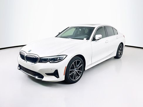 Used 2021 BMW 330i Sedan w/ Convenience Package RWD image 3