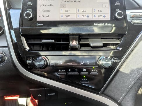 Used 2022 Toyota Camry XSE image 26