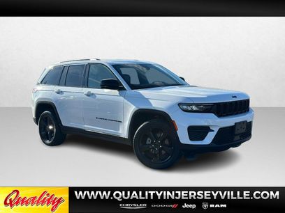 Used 2023 Jeep Grand Cherokee Altitude