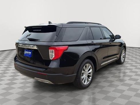 Certified 2023 Ford Explorer XLT w/ Equipment Group 202A RWD image 5