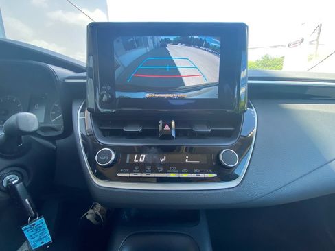 Used 2025 Toyota Corolla LE FWD image 19