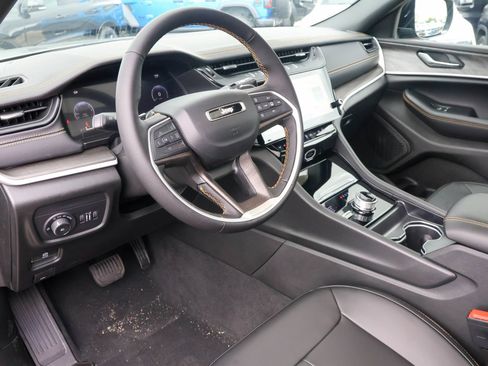 New 2026 Jeep Grand Cherokee L Limited AWD/4WD image 3