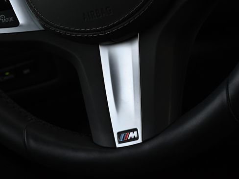 Certified 2025 BMW X5 xDrive50e w/ M Sport Package image 27