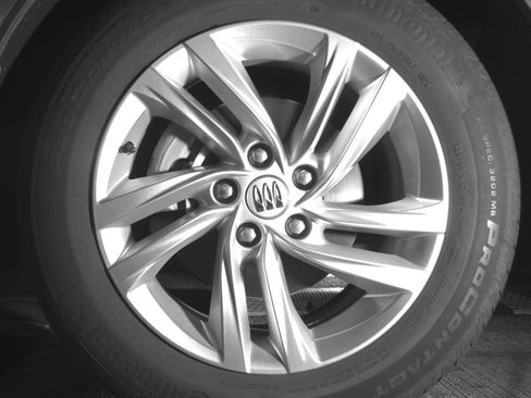 Used 2025 Buick Envista Sport Touring FWD image 12
