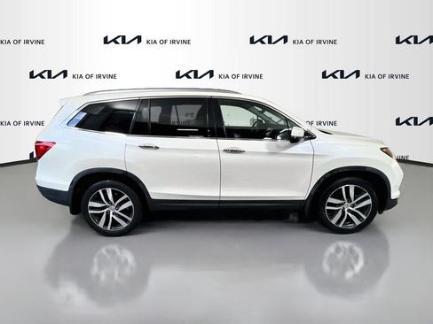 Used 2017 Honda Pilot Elite image 8