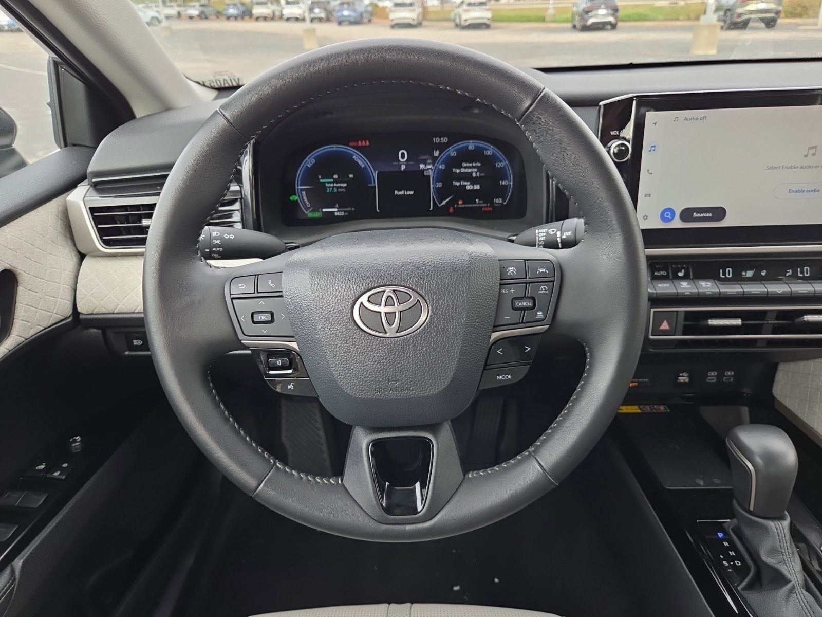 Used 2025 Toyota Camry XLE FWD image 23