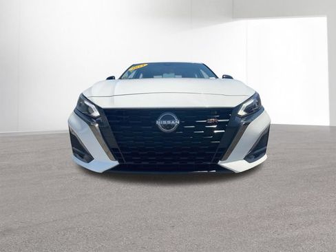 Certified 2024 Nissan Altima 2.5 SR FWD image 38