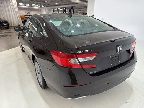 Used 2018 Honda Accord LX image 6