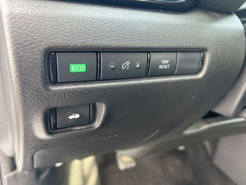 Certified 2024 Nissan Sentra SV image 48