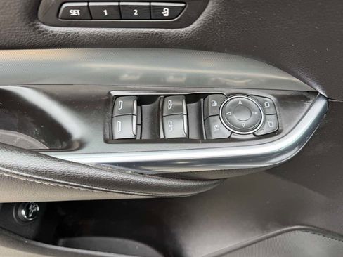 Used 2019 Cadillac XT4 Premium Luxury image 12