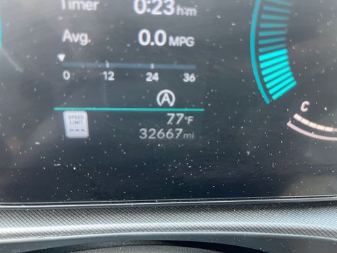 Used 2025 Hyundai Santa Fe SEL image 42