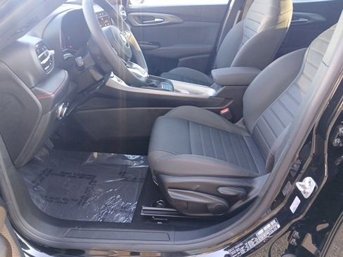 Used 2024 Dodge Hornet GT w/ GT Blacktop Package image 28