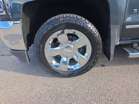 Used 2018 Chevrolet Silverado 1500 LTZ w/ Sport Package image 41