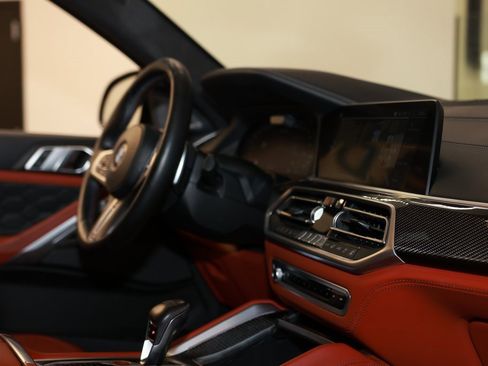 Used 2022 BMW X6 M w/ Competition Package image 18