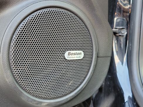 Used 2013 Chevrolet Camaro SS w/ RS Package image 14