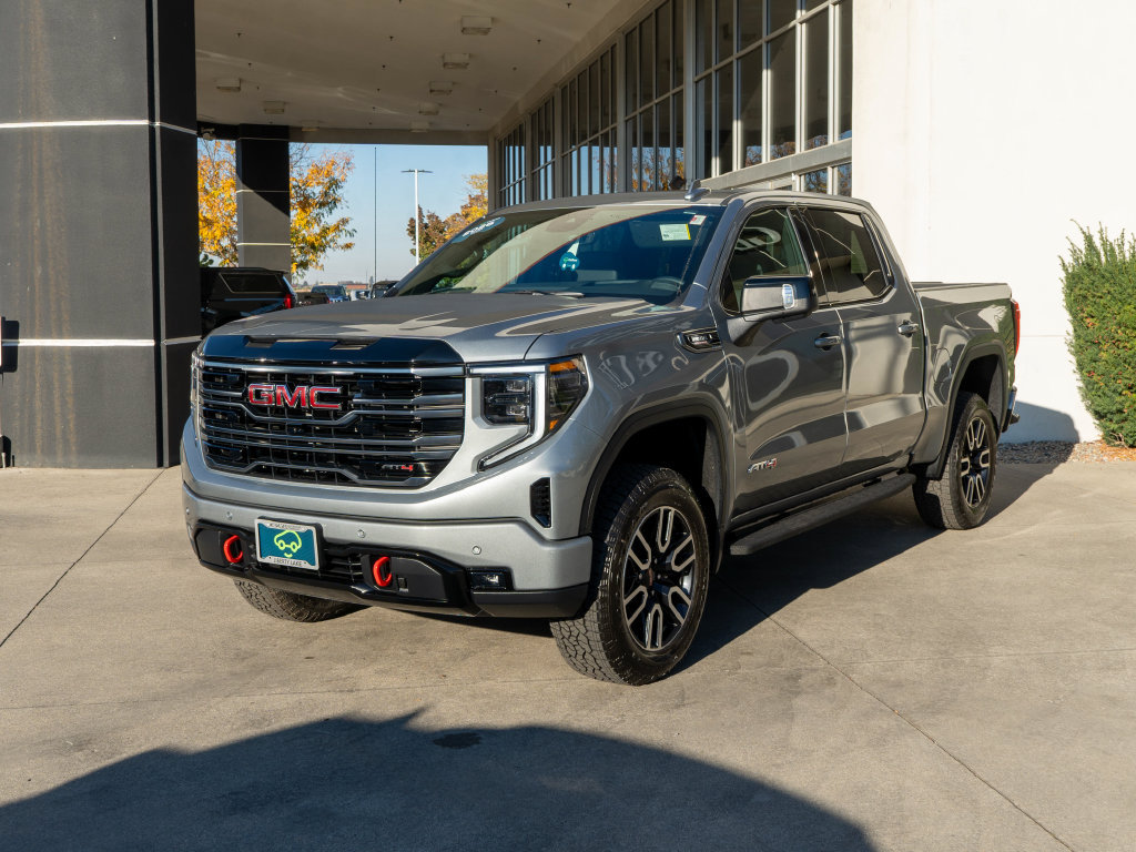 Used 2026 GMC Sierra 1500 AT4 w/ AT4 Premium Package AWD/4WD image 4