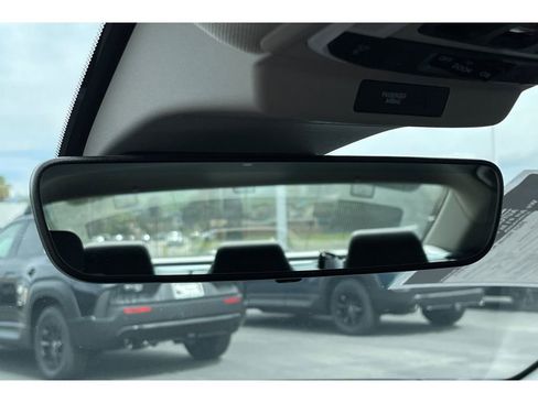 Certified 2025 Honda Accord EX-L image 24