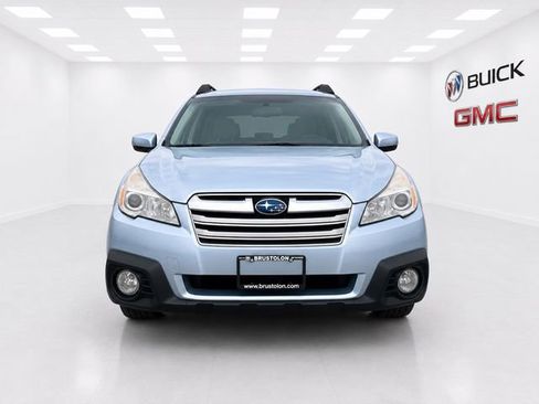 Used 2014 Subaru Outback 2.5i Premium w/ Moonroof Package AWD/4WD image 2