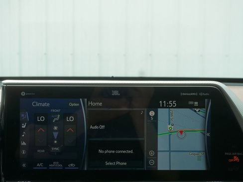 Used 2020 Toyota Highlander Platinum AWD/4WD image 16