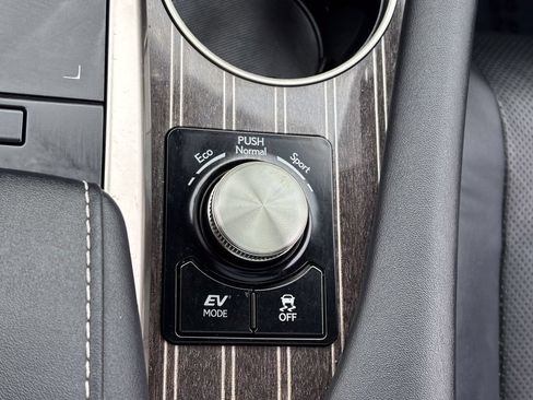 Used 2021 Lexus RX 450h AWD w/ Luxury Package image 36