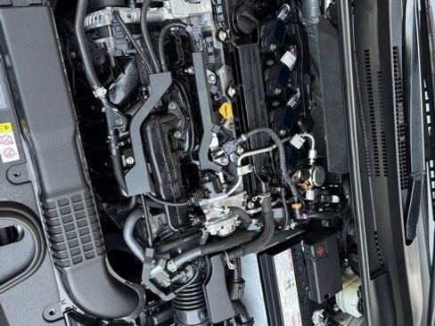 Used 2021 Toyota Corolla SE w/ Carpet Mat Package (TMS) image 35