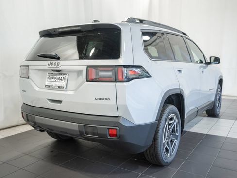 New 2026 Jeep Cherokee Laredo AWD/4WD image 4