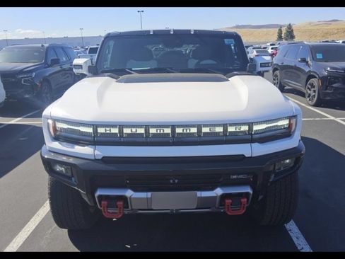 Used 2025 GMC Hummer EV 3X w/ LPO, Illumination Package AWD/4WD image 8