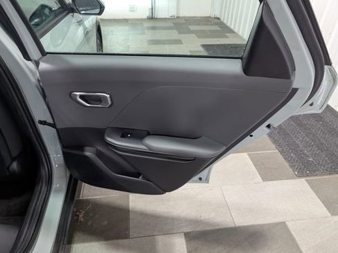 Used 2025 Kia K4 FWD image 24