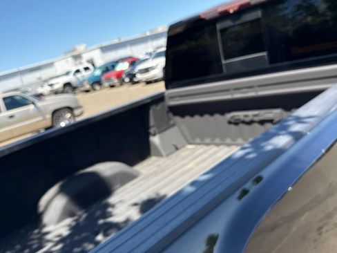 Used 2020 GMC Sierra 3500 AT4 w/ AT4 Premium Package AWD/4WD image 11