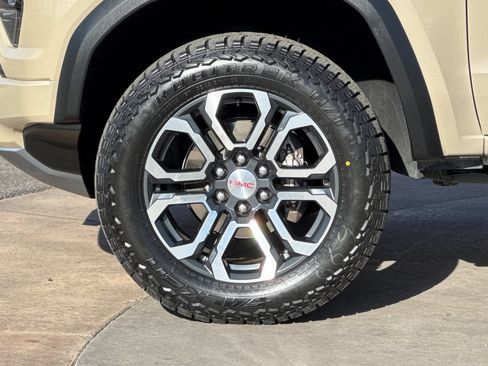 Certified 2024 GMC Canyon AT4 w/ Canyon Safety Plus Package AWD/4WD image 26