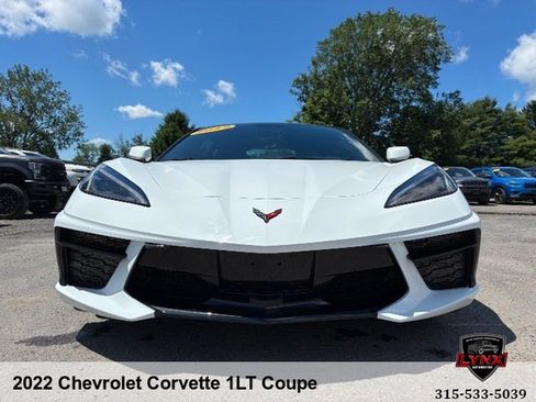Used 2022 Chevrolet Corvette Stingray Coupe w/ 1LT RWD image 8