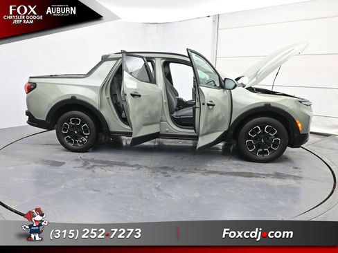 Used 2024 Hyundai Santa Cruz SEL w/ Activity Package image 38