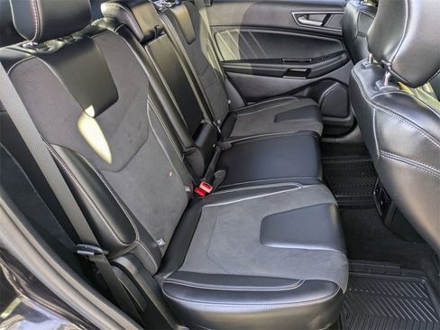 Used 2019 Ford Edge ST w/ Convenience Package image 19