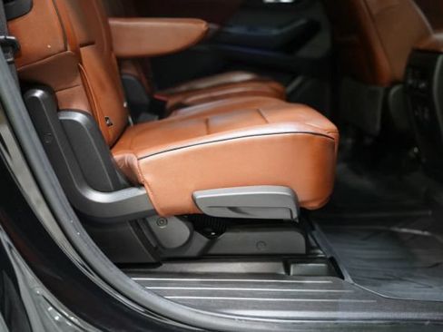 Used 2021 Chevrolet Traverse High Country w/ LPO, Floor Liner Package FWD image 55