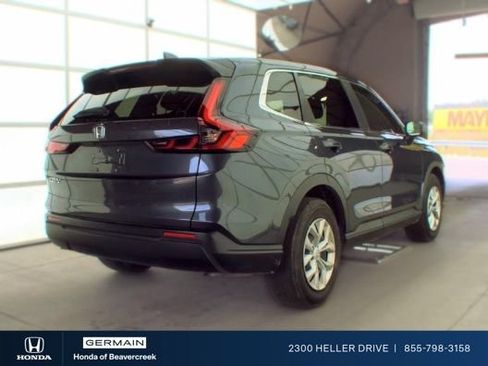 Used 2025 Honda CR-V LX image 3