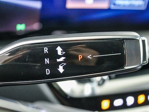 New 2026 Cadillac Lyriq V image 22