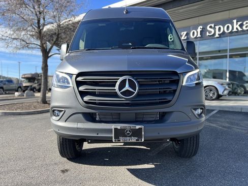 New 2025 Mercedes-Benz Sprinter 2500 image 3