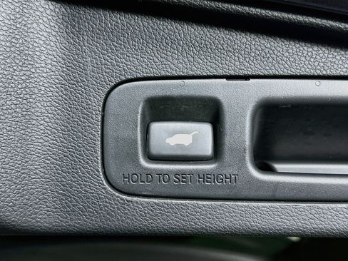 Used 2017 Honda CR-V Touring image 30