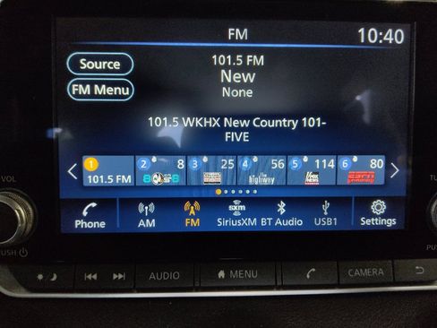 Used 2024 Nissan Sentra SV FWD image 25