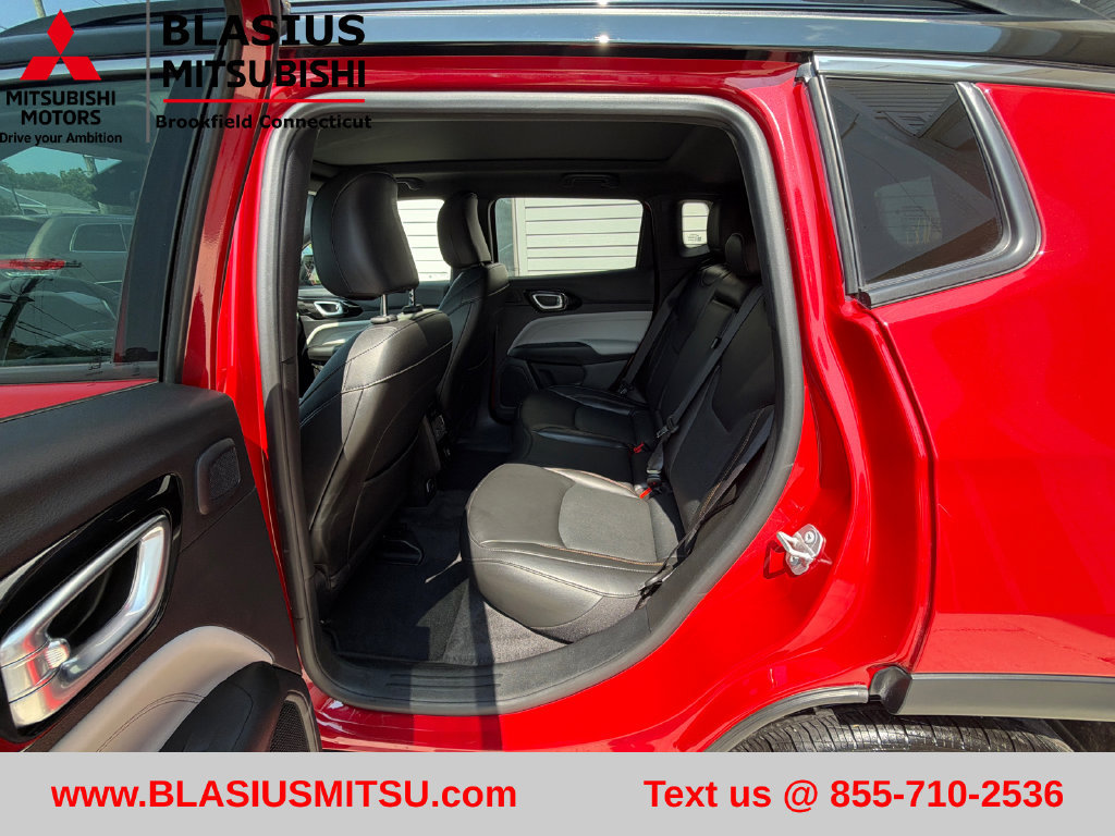 Used 2023 Jeep Compass Limited w/ Sun and Sound Group AWD/4WD image 38