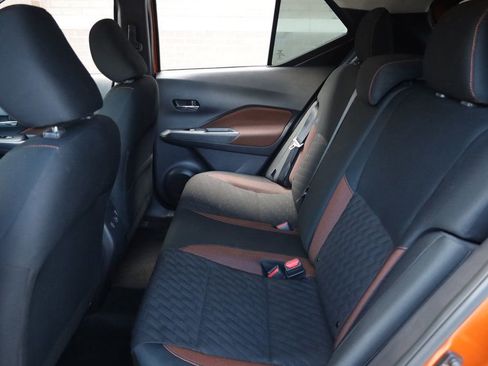 Used 2023 Nissan Kicks SR image 19