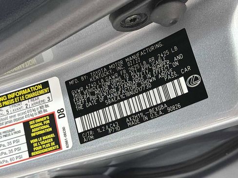 Used 2022 Lexus ES 300h w/ Luxury Package FWD image 11