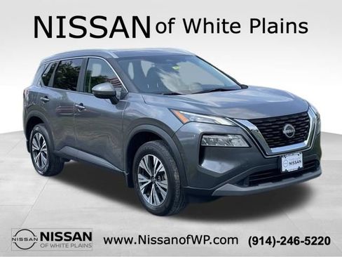 Certified 2023 Nissan Rogue SV w/ SV Premium B Package AWD/4WD image 3