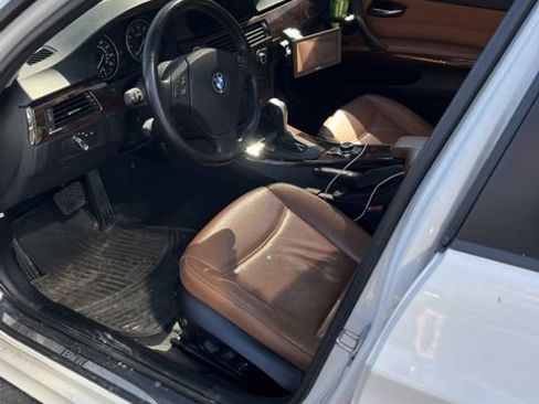 Used 2011 BMW 328i xDrive Sedan image 6