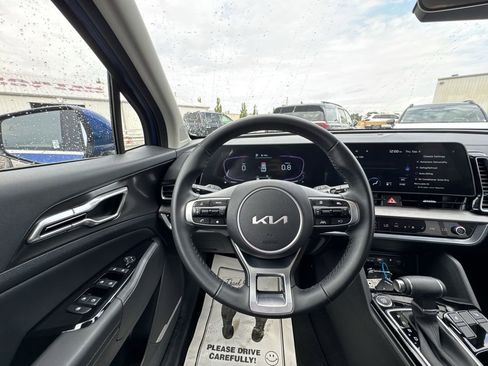 New 2025 Kia Sportage EX FWD image 14