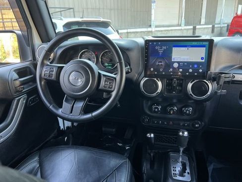 Used 2014 Jeep Wrangler Unlimited Sahara w/ Max Tow Package image 17