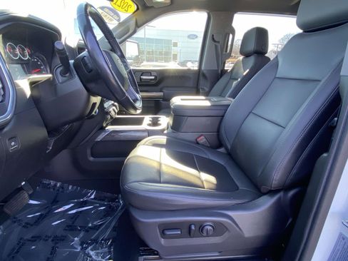 Used 2021 Chevrolet Silverado 2500 LTZ w/ LTZ Convenience Package image 14