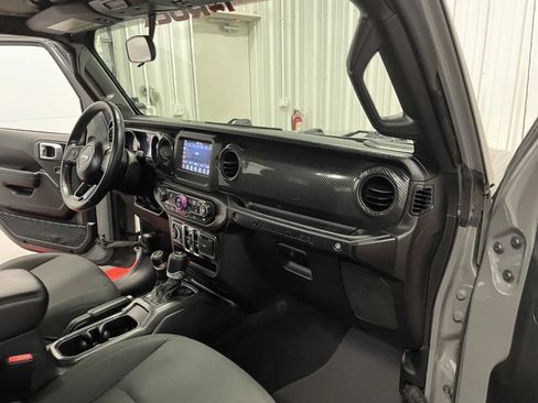 Used 2021 Jeep Wrangler Unlimited Sport AWD/4WD image 47