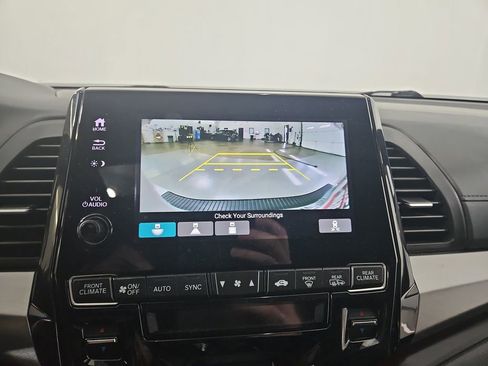 Used 2024 Honda Odyssey Sport image 19