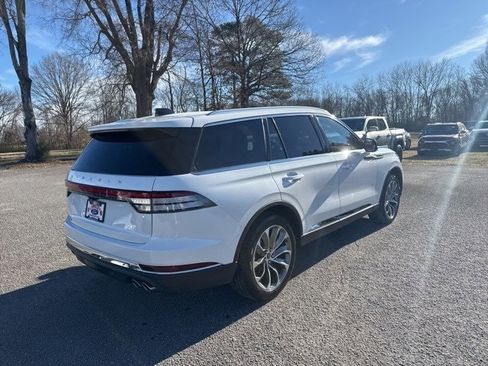 Used 2025 Lincoln Aviator Reserve w/ Illumination Package image 12